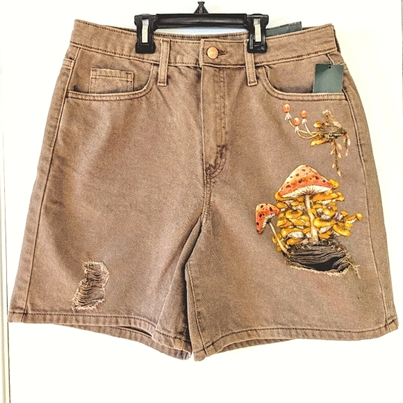 Hand painted Mushroom Shorts Swamplife Handmade Upcycle Artistic Streetwear - Picture 2 of 5